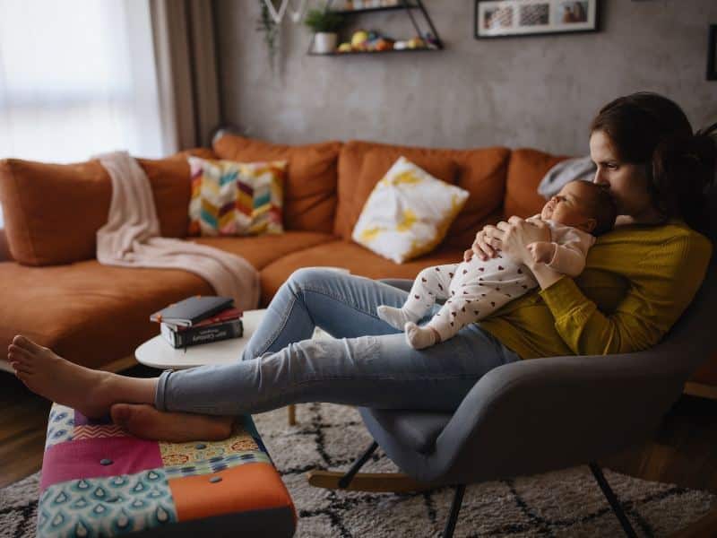 Devenir parent, c’est vivre des moments précieux et nourrir des questionnements